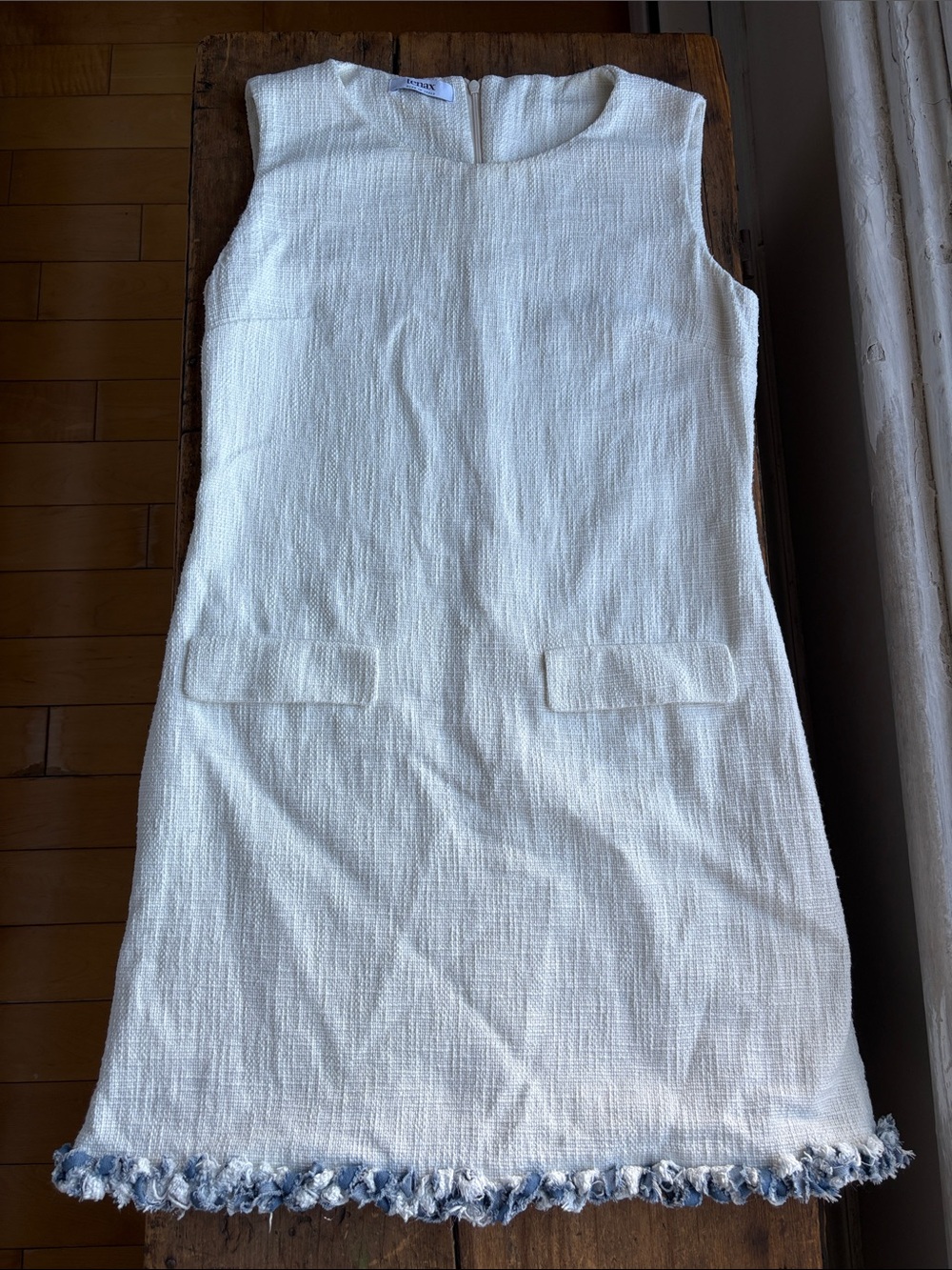 Tenax Italy Sleeveless White Tweed Shift Dress with Fringed Hem